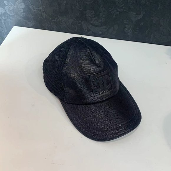 Chanel hat - Picture 9 of 9